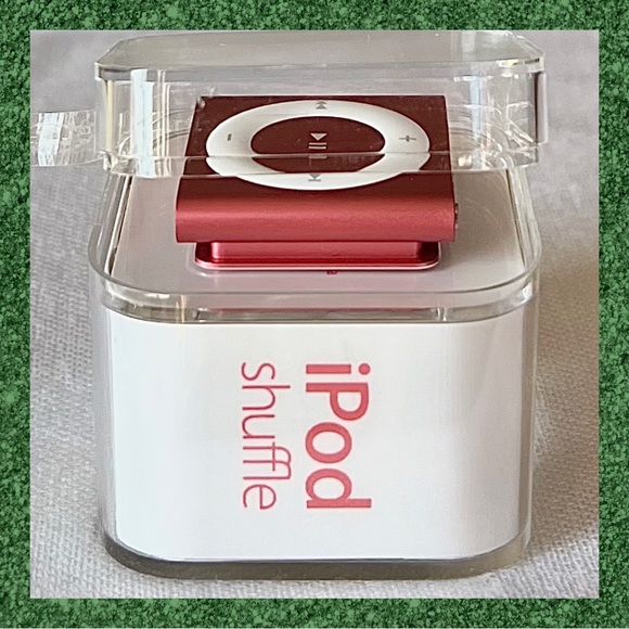 Apple iPod Shuffle Pink MD773LL/A 2GB 4th Gen Brand Spanking NEW! - Picture 1 of 14